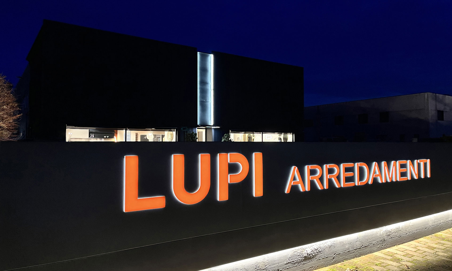 IMMAGINI-LUPI-01-compress